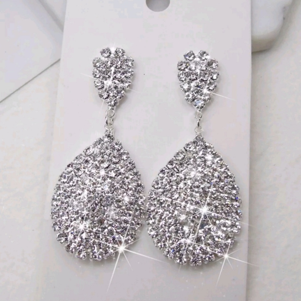 New arrival stud earrings for  wedding or party - Picture 2 of 4